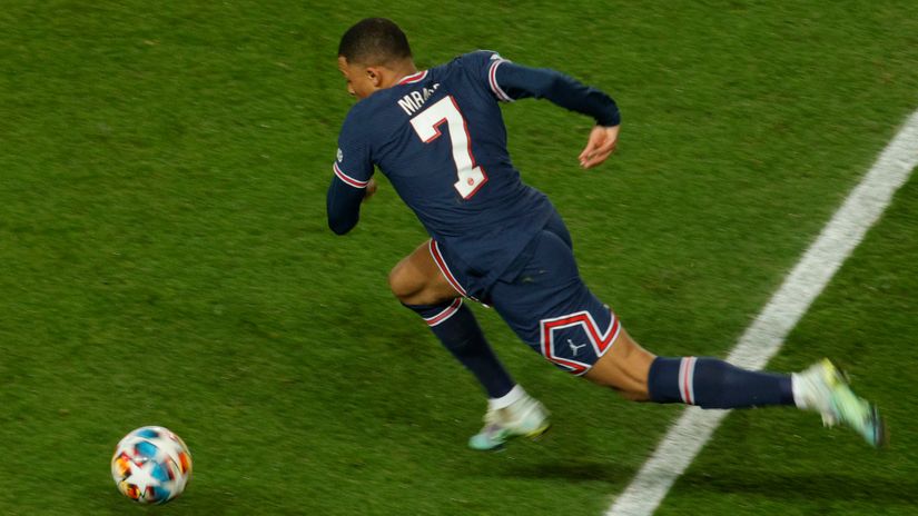 Late, late winner: Kylian Mbappe (©AFP)