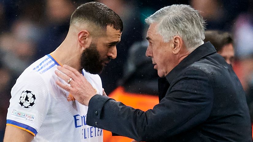 Karim Benzema and Carlo Ancelotti (©AFP)