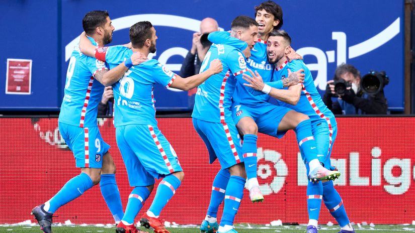 Joao Felix celebrates with his teammates (©Ion Alcoba/Quality Sport Images/Getty Images)