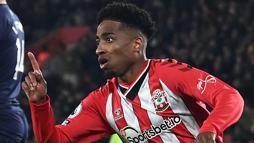 Kyle Walker-Peters (©AFP)