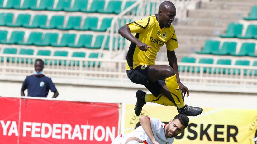 Humprey Mieno in action in a past CAF Champions League qualifier against Zamalek © Mozzart Sport 