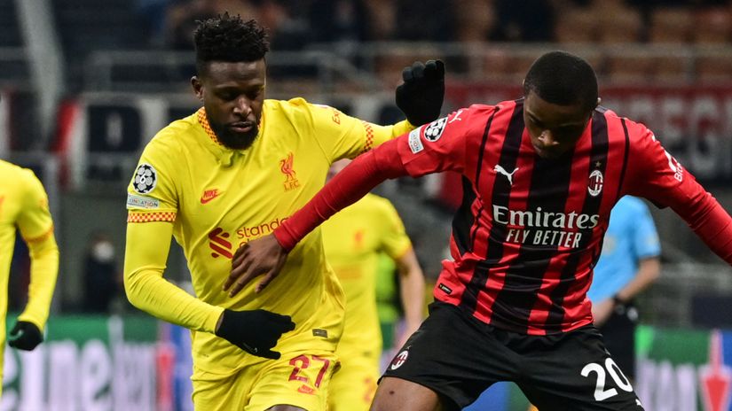 Divock Origi (left) against AC Milan (©AFP)