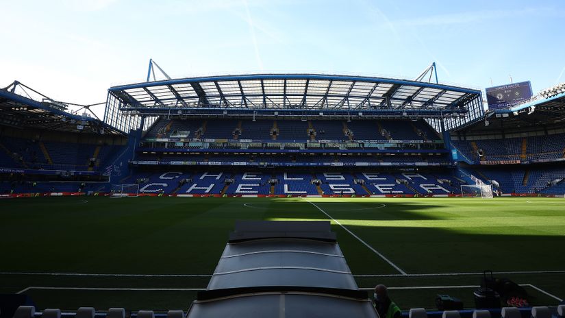 Stamford Bridge should soon meet it's new owner(s) (©Getty Images)