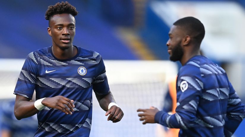 Tammy Abraham and Fikayo Tomori both left Chelsea for Italian clubs (©AFP)