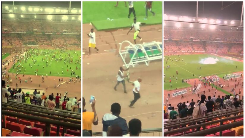 The pitch invasion in its full awfulness (©Twitter/SamuelOdiase)