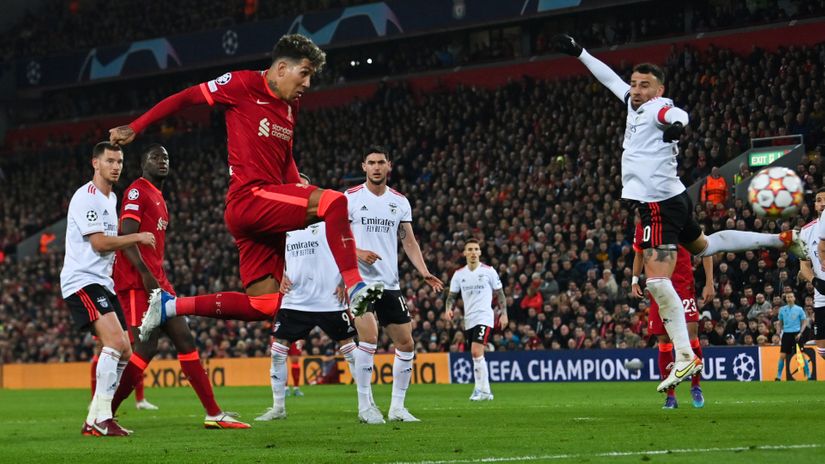 Firmino scored twice in an entertaining match (©AFP)