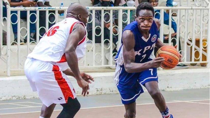 Ken Wachira dribbles past Victor Ochieng in a past match © Hoops Mtaani  