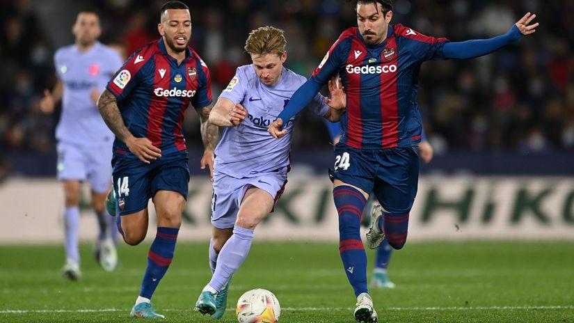 Frenkie goes to Hollywood? First Red Devils' offer on the table