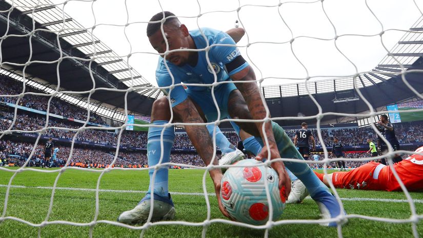 Arsenal Don T Care What It Costs Jesus Offered Three Times The City Salary Plus A Ucl Bonus
