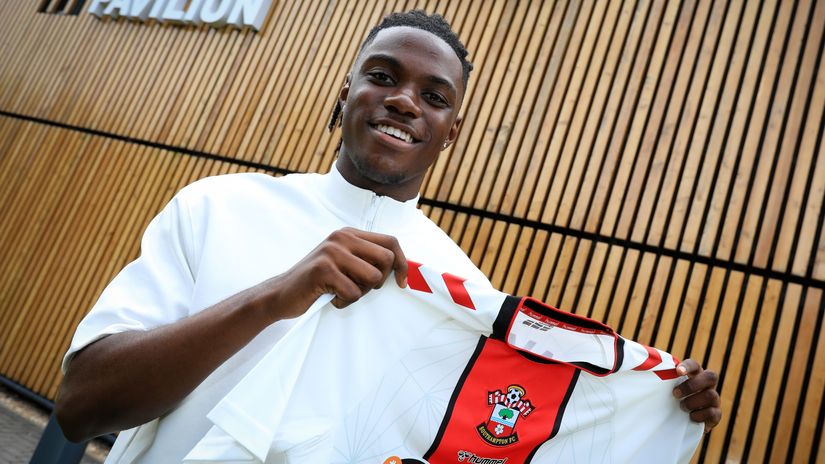 Romeo Lavia is a Saint (©Chris Moorhouse/Southampton FC)