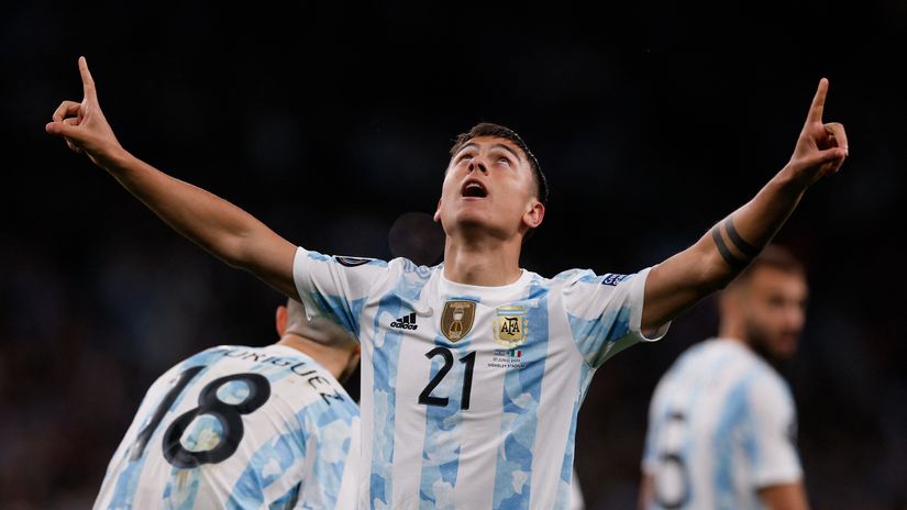 Flames of joy will burn in the Eternal City - Dybala said "yes" to the Wolfess