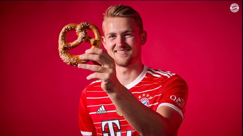 (©Matthijs De Ligt (Screenshot - fcbayern.com)