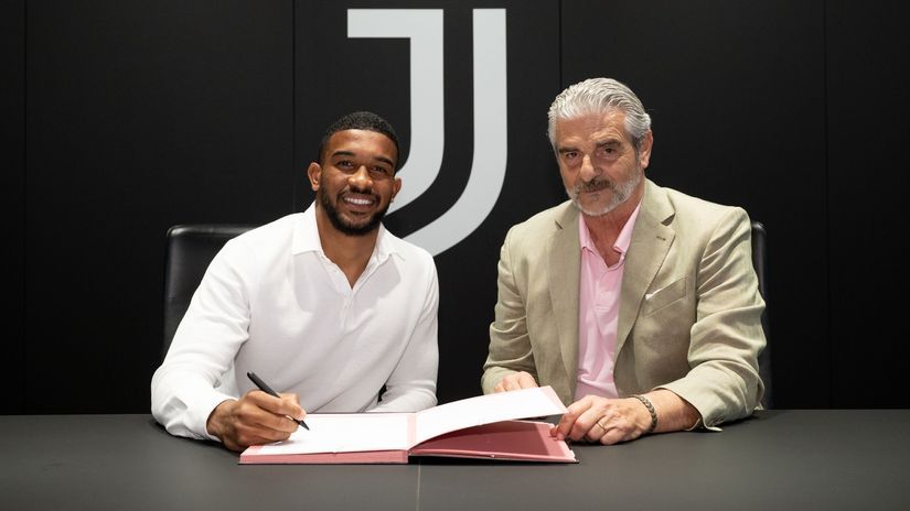 Bremer signing (©twitter.com/juventusfc)