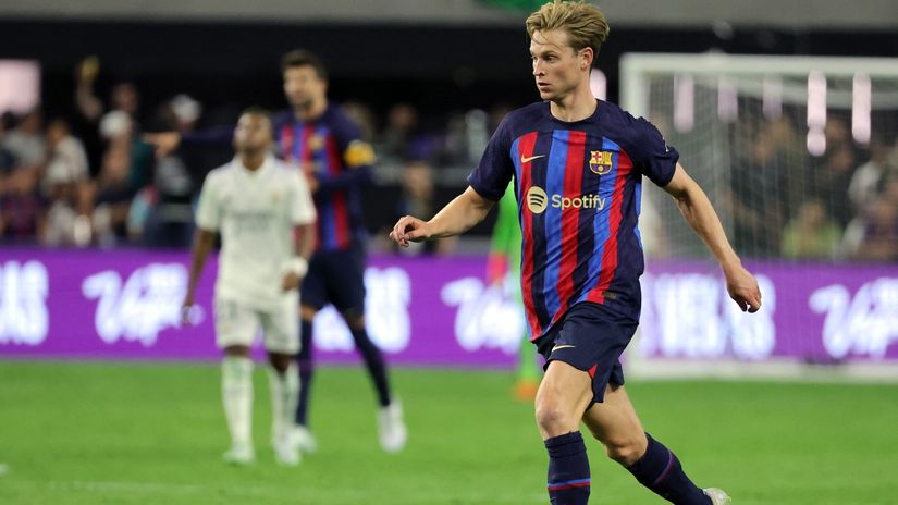 New offer: Manchester will pay Barca's debts towards De Jong