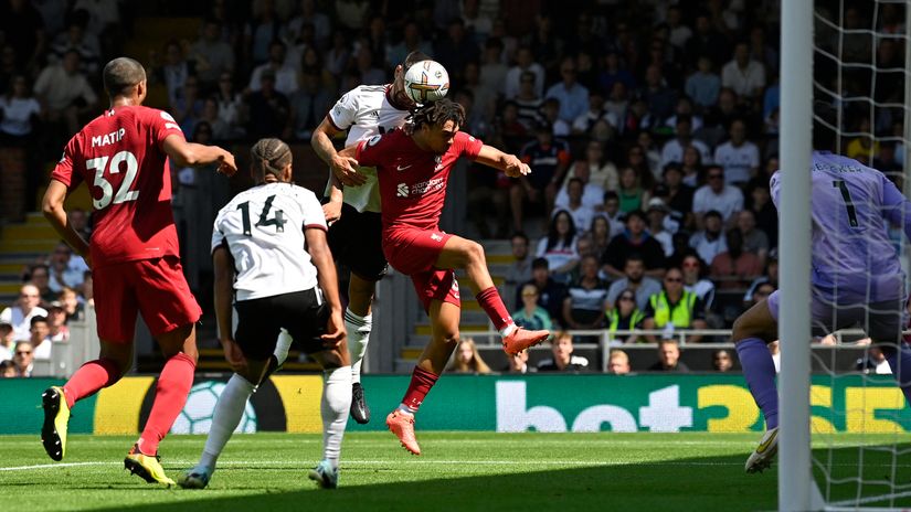 Mitrovic scores the first (©AFP)