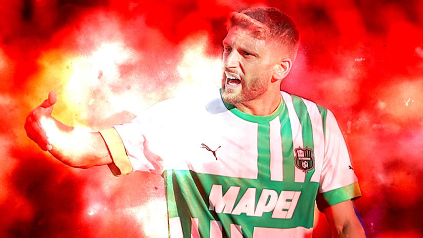 Domenico Berardi during the match at Modena (©AFP)