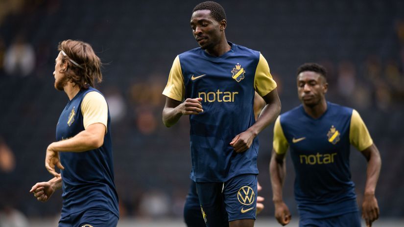 Various European clubs scouting Sichenje in Sweden