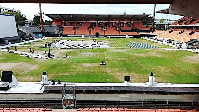 Lorient must have forgotten that the football season is on!