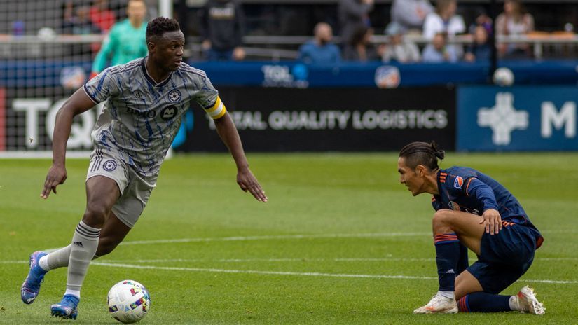 To keep him or not, Montreal boss discusses Wanyama's future