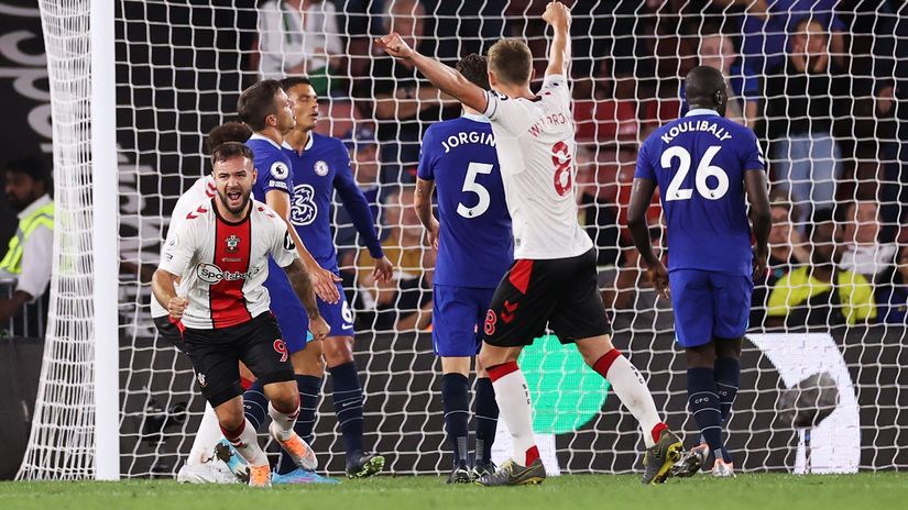 Armstrong celebrates after scoring the winner (©Ryan Pierse/Getty Images)