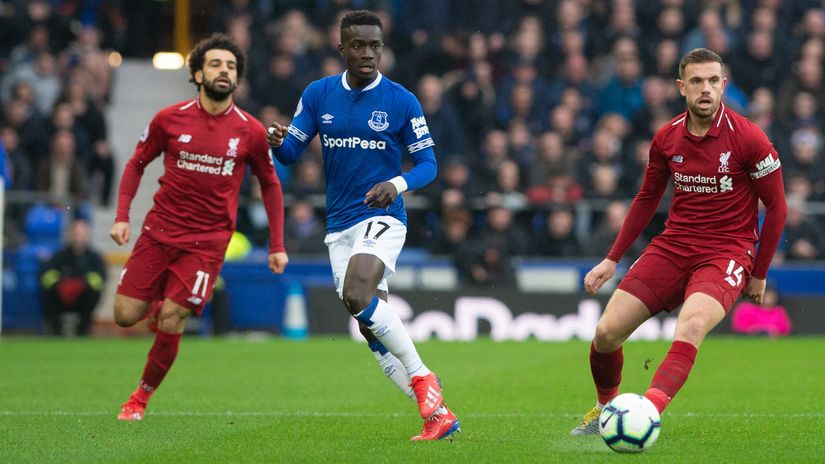 Idrissa Gueye is back in the fold for Merseyside derby (©AFP)
