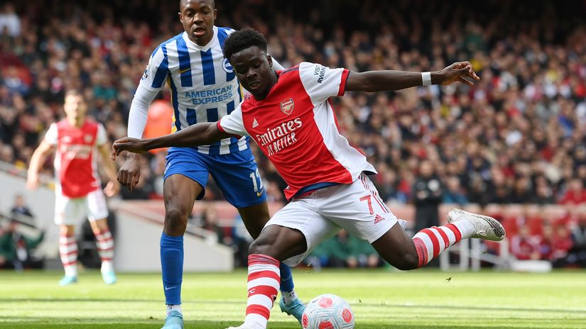 Saka in action against Brighton (©Mike Hewitt/Getty Images) 