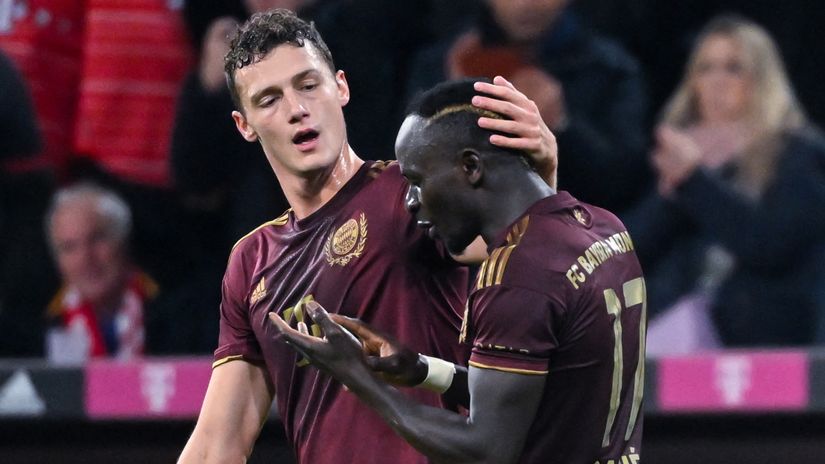 Benjamin Pavard and Sadio Mane (©AFP)