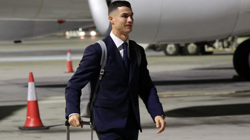 He is out! Cristiano Ronaldo leaves Manchester United!