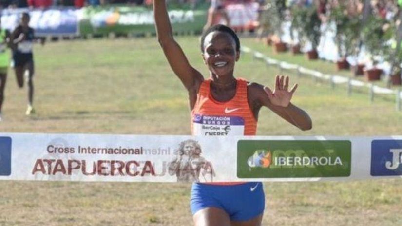 Chebet, Simiu deliver double for police at Olkalau X-Country