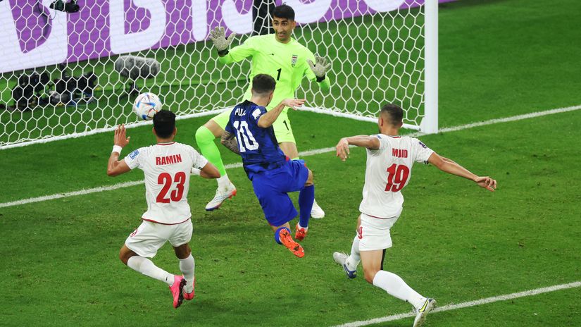 Christian Pulisic scores what would prove the winning goal (©Getty Images)