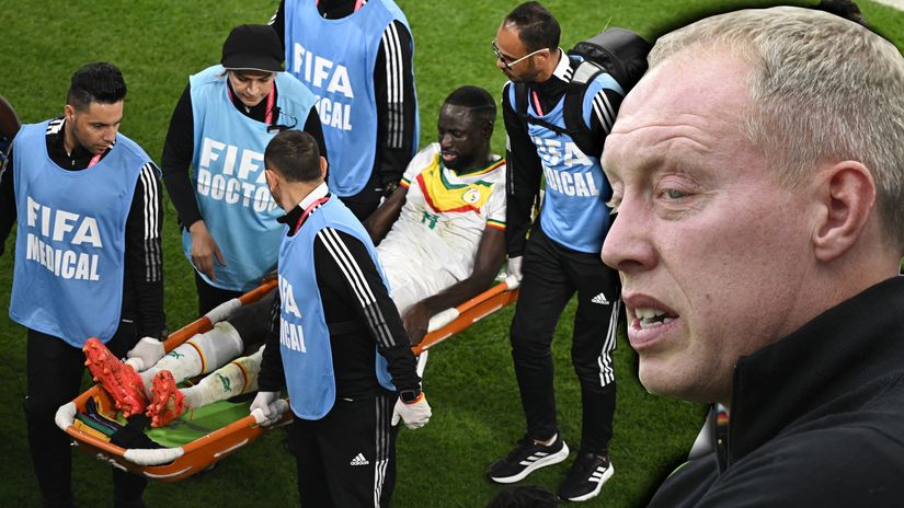 Steve Cooper has been annoyed by the Cheikhou Kouyate's injury in Qatar (©AFP)