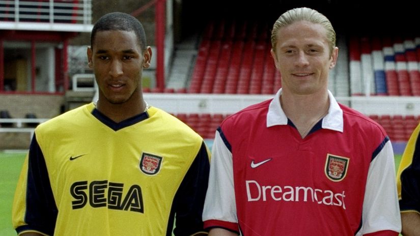 Nicolas Anelka and Emmanuel Petit in 1999 (©Getty Images)