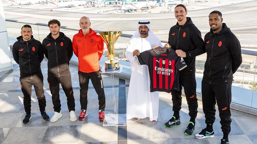 Rossoneri in Dubai (©AC Milan)