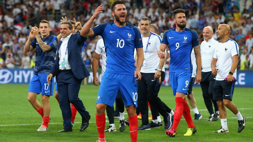 Gignac along with Giroud during the EURO 2016 (©Alex Livesey/Getty Images)
