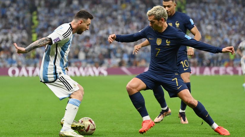 Messi vs Griezmann (© Dan Mullan/Getty Images)