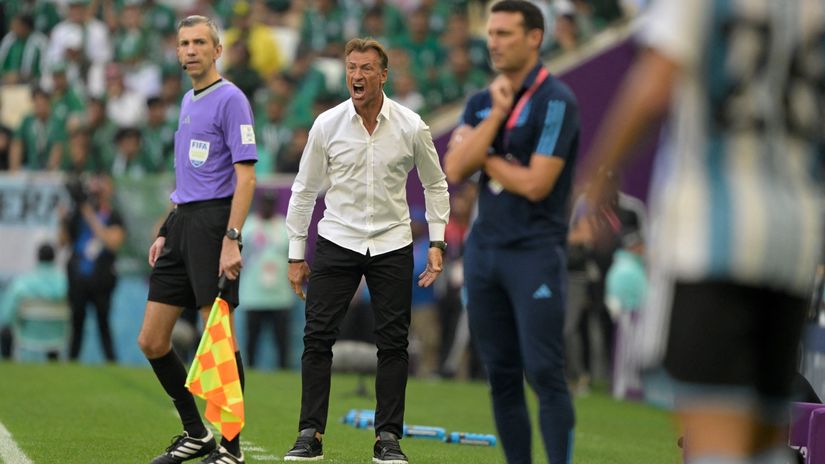 Renard and Scaloni during the clash between Saudi Arabia and Argentina in Qatar (©JUAN MABROMATA/AFP)