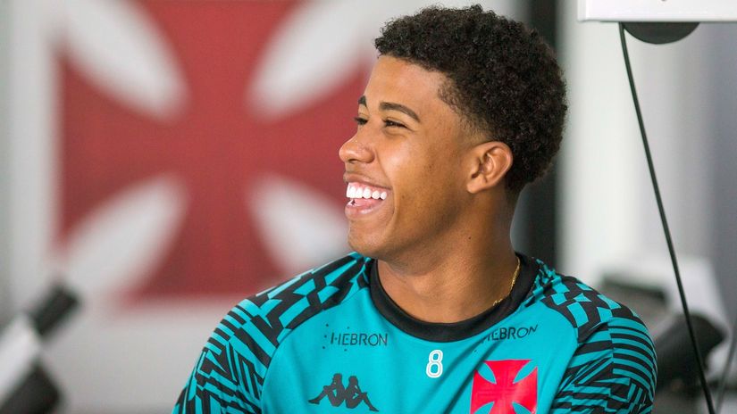 100 million spent and it's not even January: Chelsea bringing wunderkind from Brazil