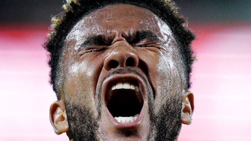 Pain in the knee is a kick in the teeth