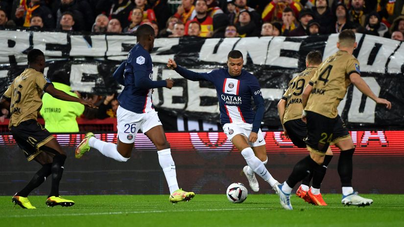 Mbappe was powerless in Lens (©AFP)