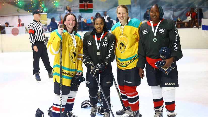 Carol Joseph (R) poses for a photo with teammates © Mozzart Sport 