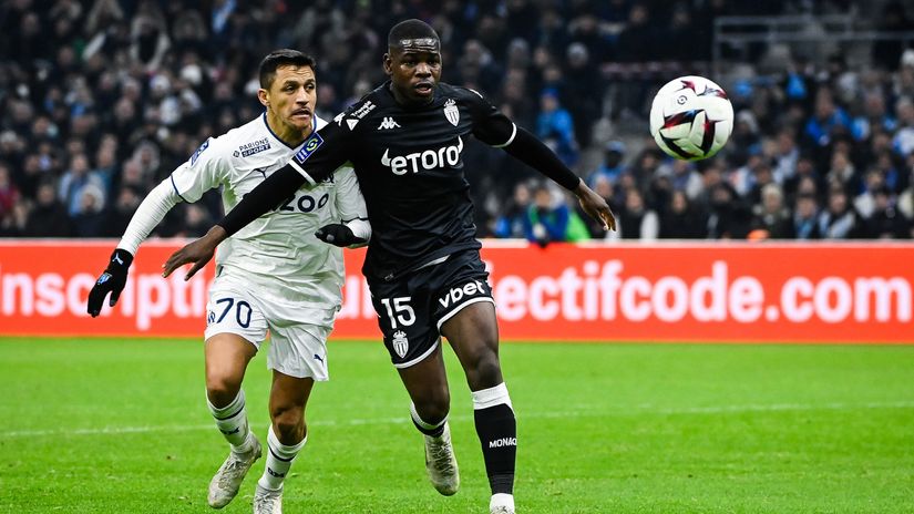 Alexis Sanchez, Eliot Matazo © AFP