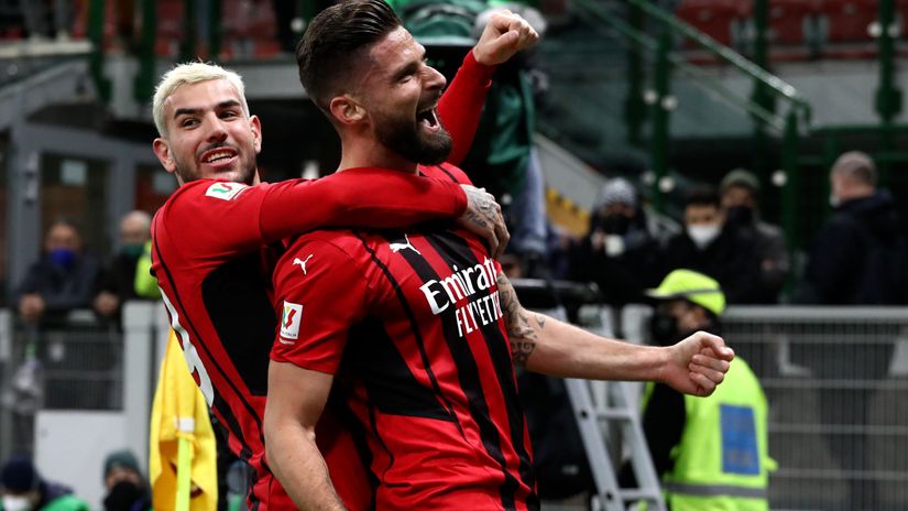 Giroud and Hernandez celebrating it together (©Marco Luzzani/Getty Images)