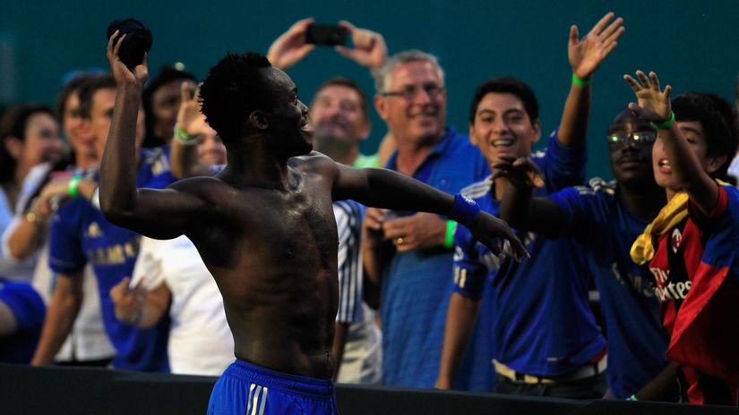 Michael Essien (©Chris Trotman/Getty Images)