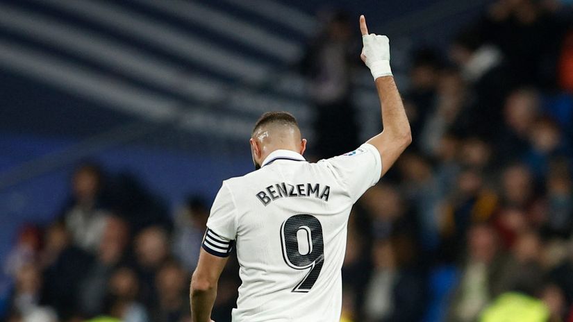 Real Madrid won't give the title away without a fight - Elche concede four at  Bernabeu