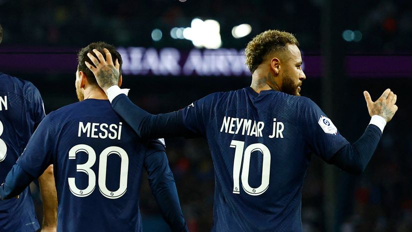 Messi running away from 'Hollywood', Neymar doesn't even think of moving