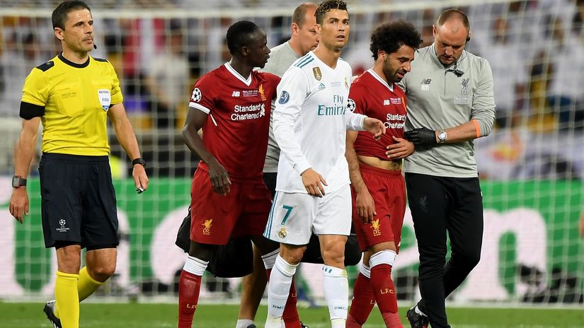 Mane met Cristiano after his Bayern move and reveals what the Portuguese told him about it