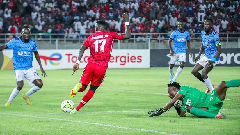 Tactical Analysis: Simba's fluid attacking four dismantle Vipers rigid structure