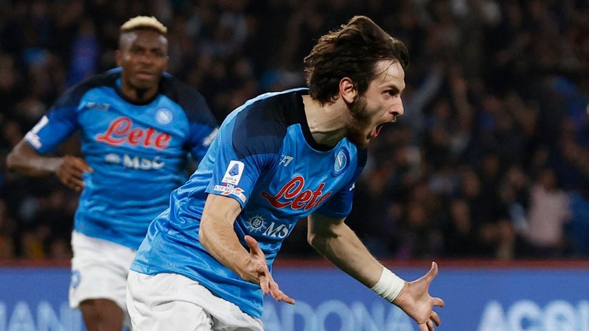 The Goddess powerless against the league leaders - Napoli stomping towards the Scudetto