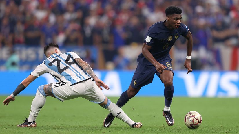 Tchouameni in action for France against Argentina in the FIFA World Cup final (©Julian Finney/Getty Images)