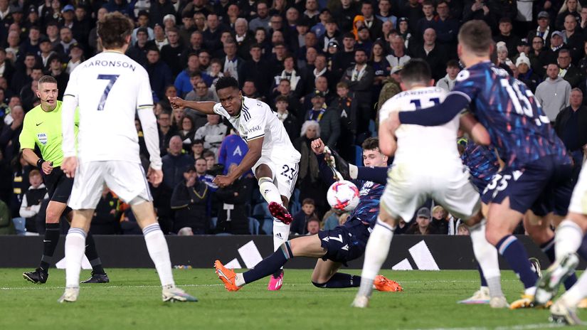 Wild night in the relegation fight - Sinisterra drives Leeds to precious victory as Foxes suffer another blow at home